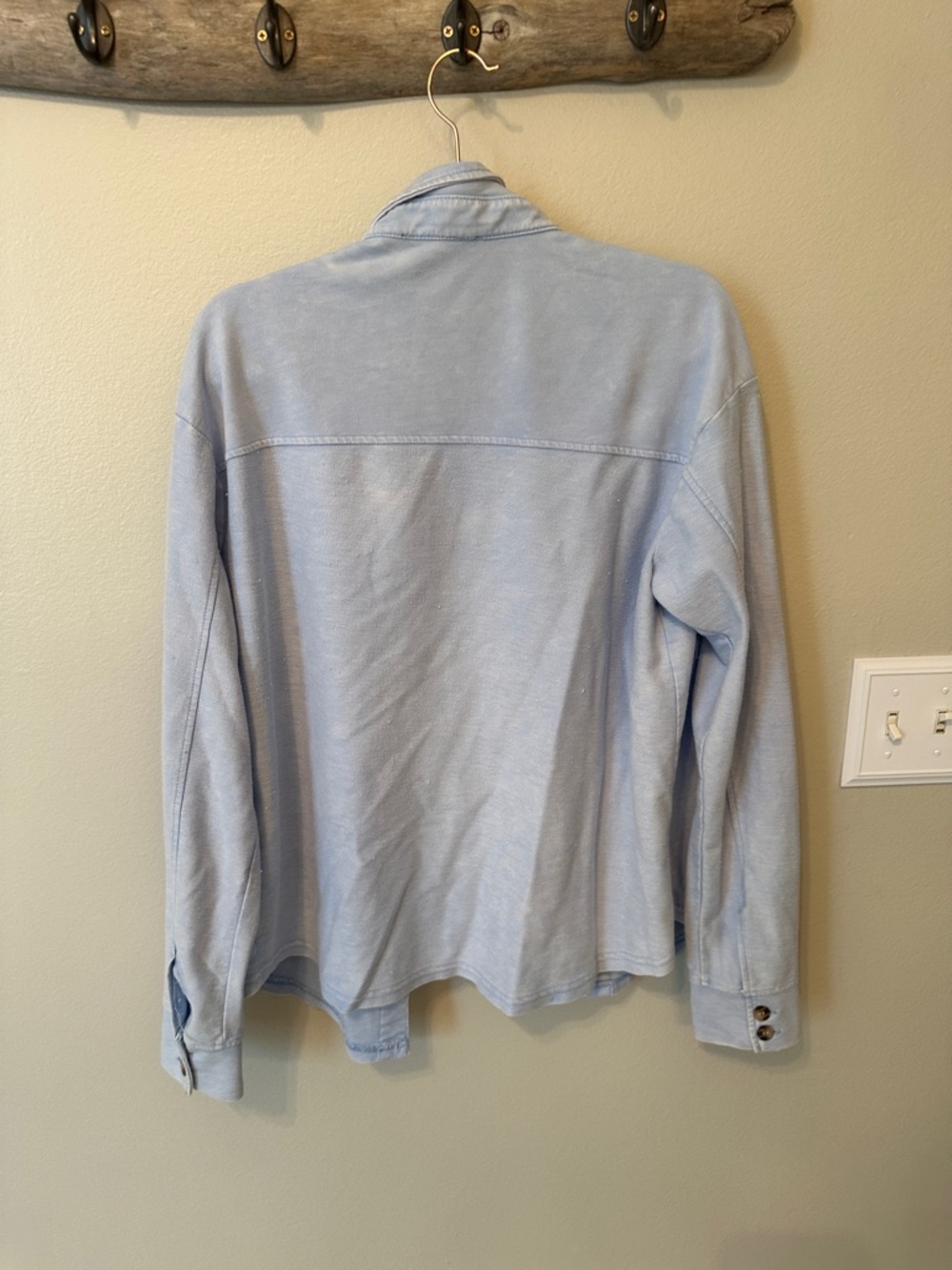Light Blue Men's Button-Up Jacket - Picture 3 of 4